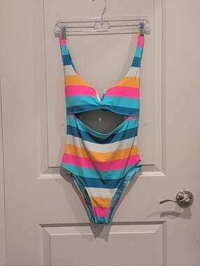 Body Glove Women's Eli One Piece Striped Swimsuit